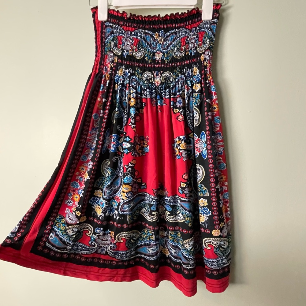 Halter top red pattern / Size M